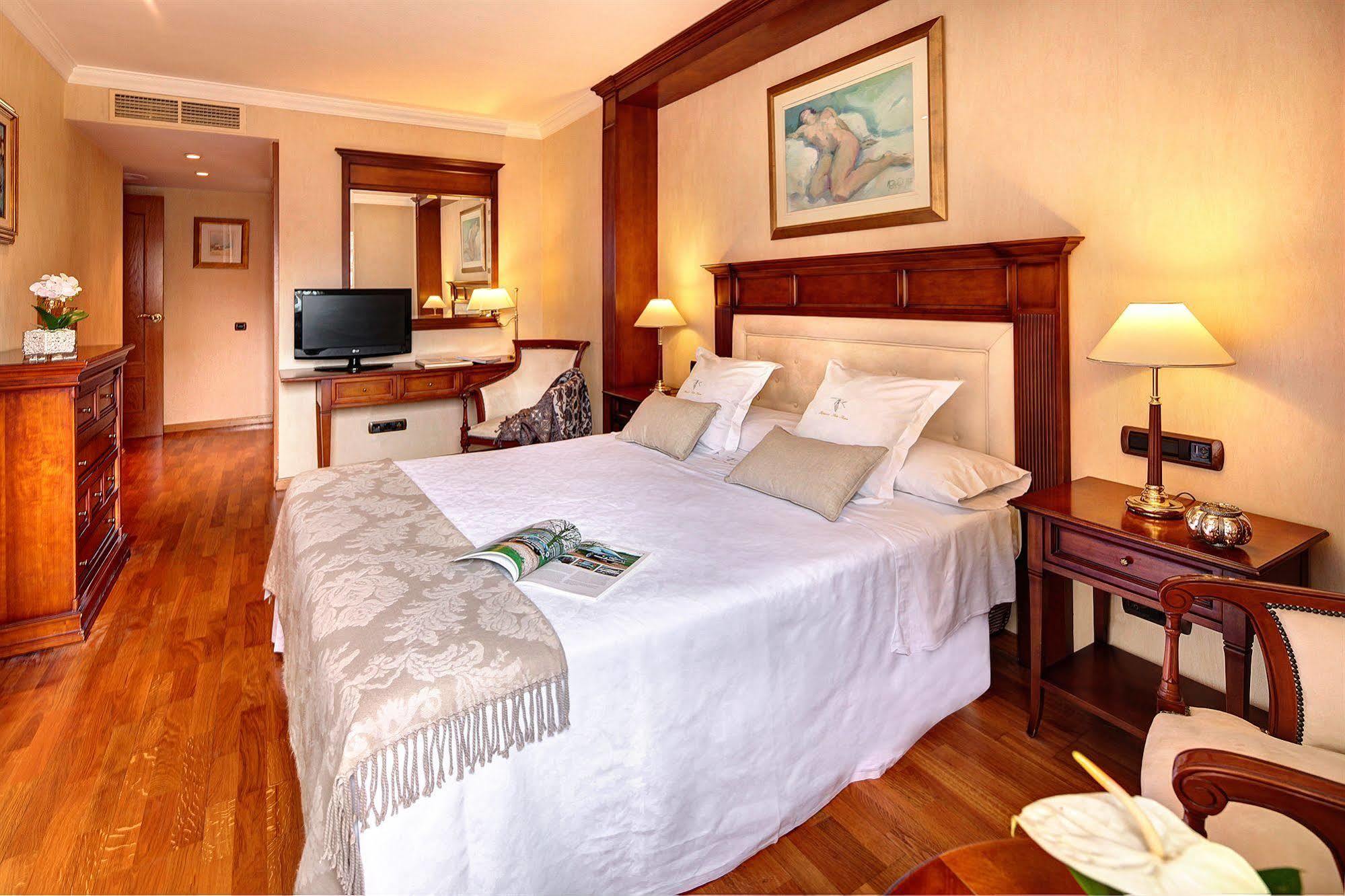 Apartaments-hotel Hispanos 7 Suiza Aparthotel Barcelona
