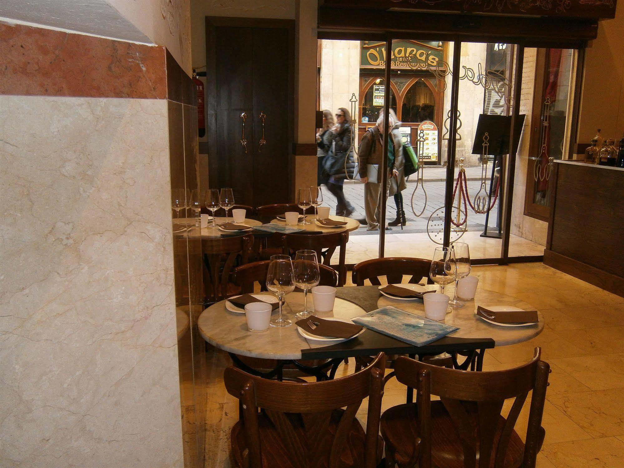Adagio Hotel