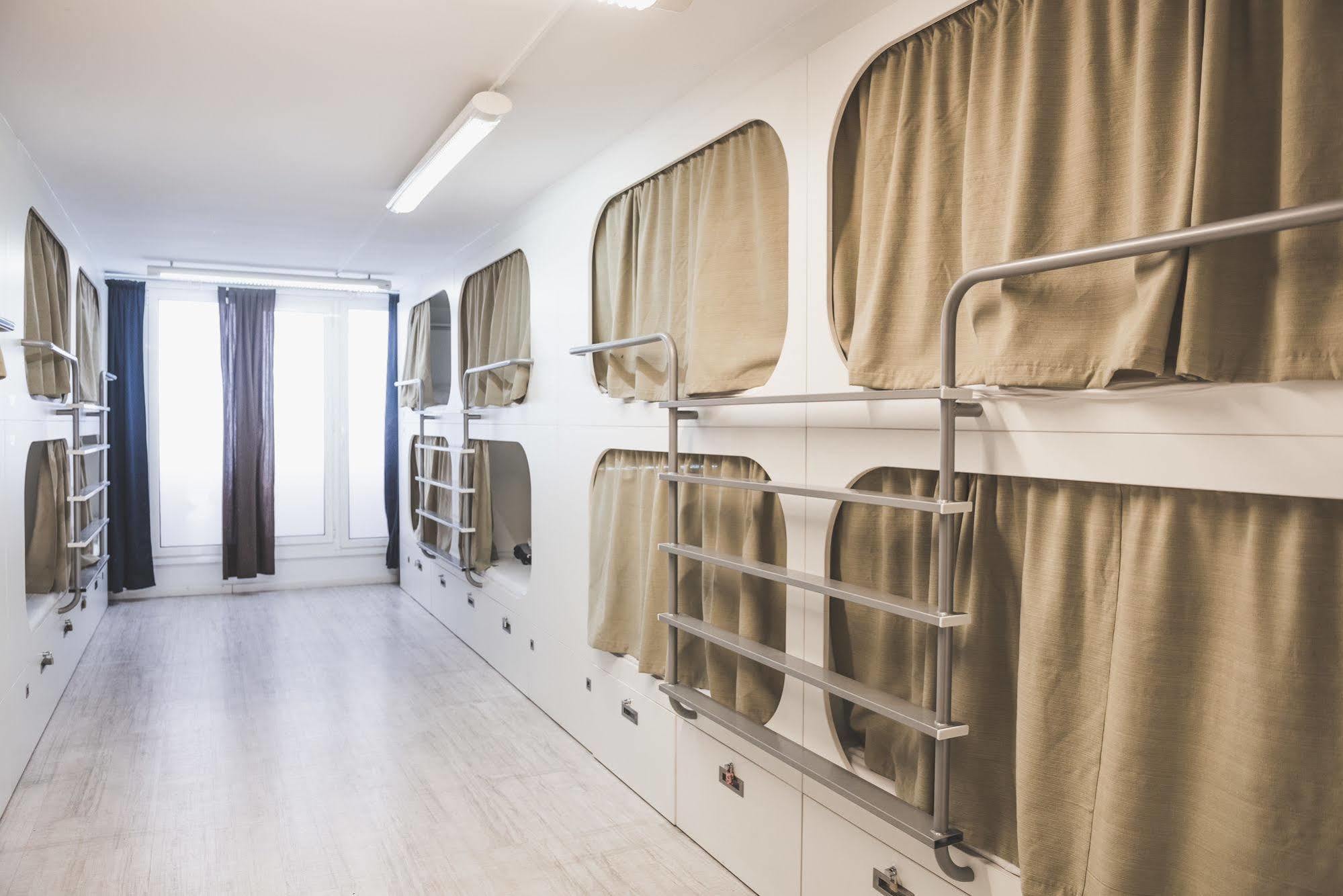 Onefam Ramblas Hostel Barcelona