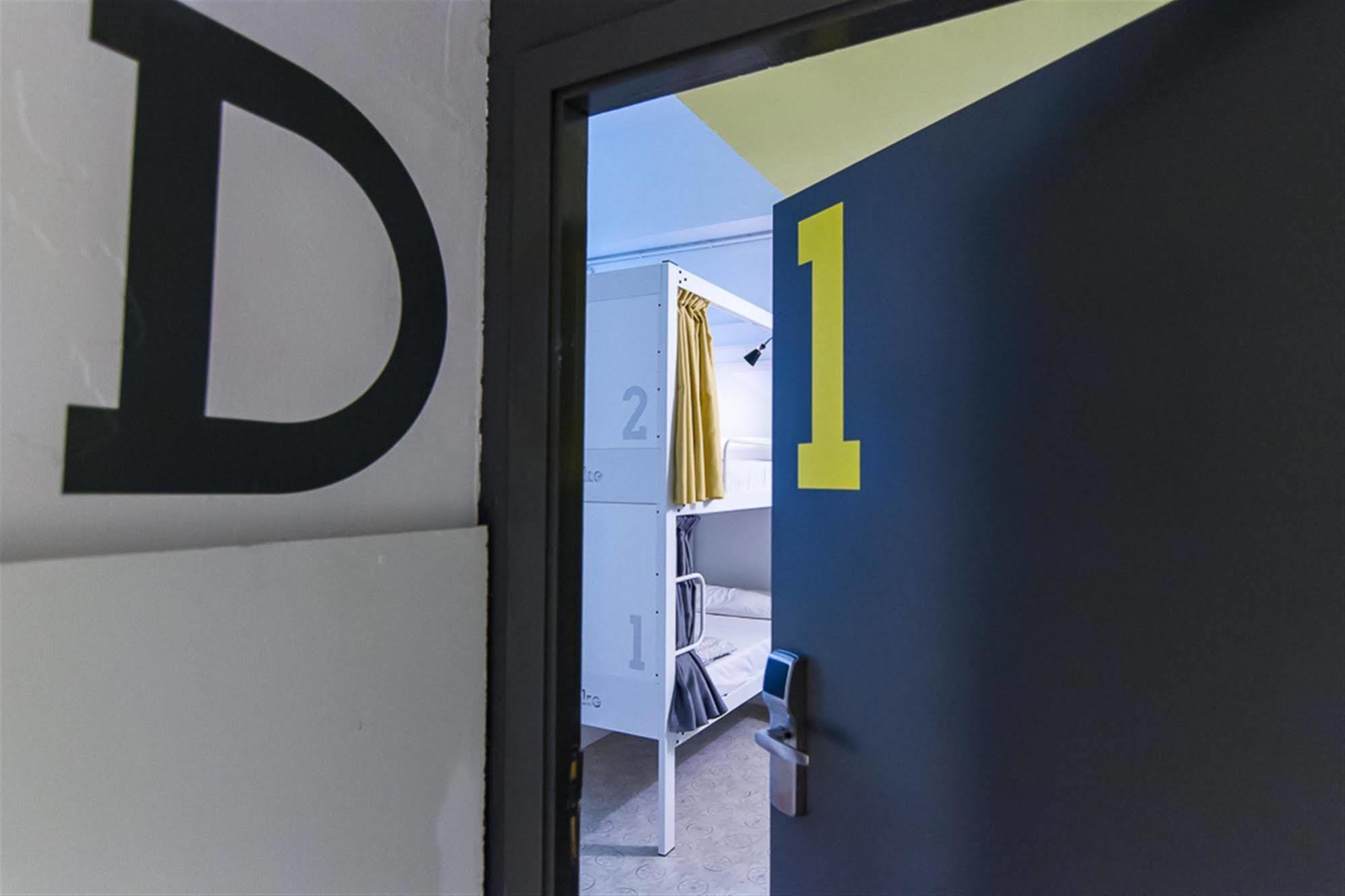 Bed & Bike Hostal *