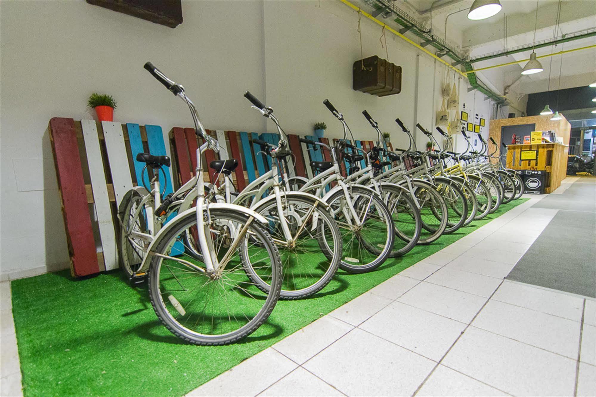 Hostal Bed & Bike *