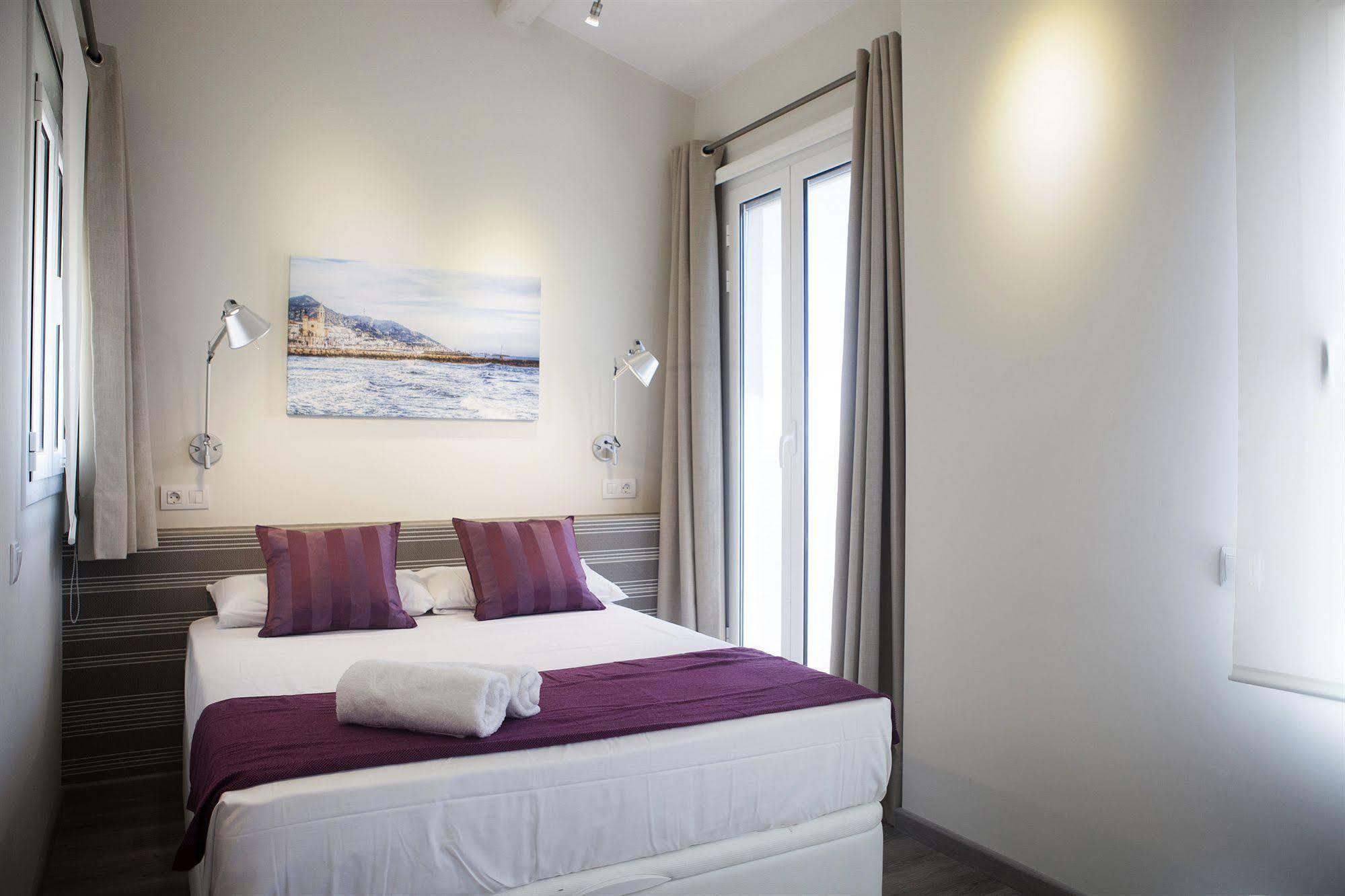 Apartment Eixample Building By Mercedes Heritage Barcelona