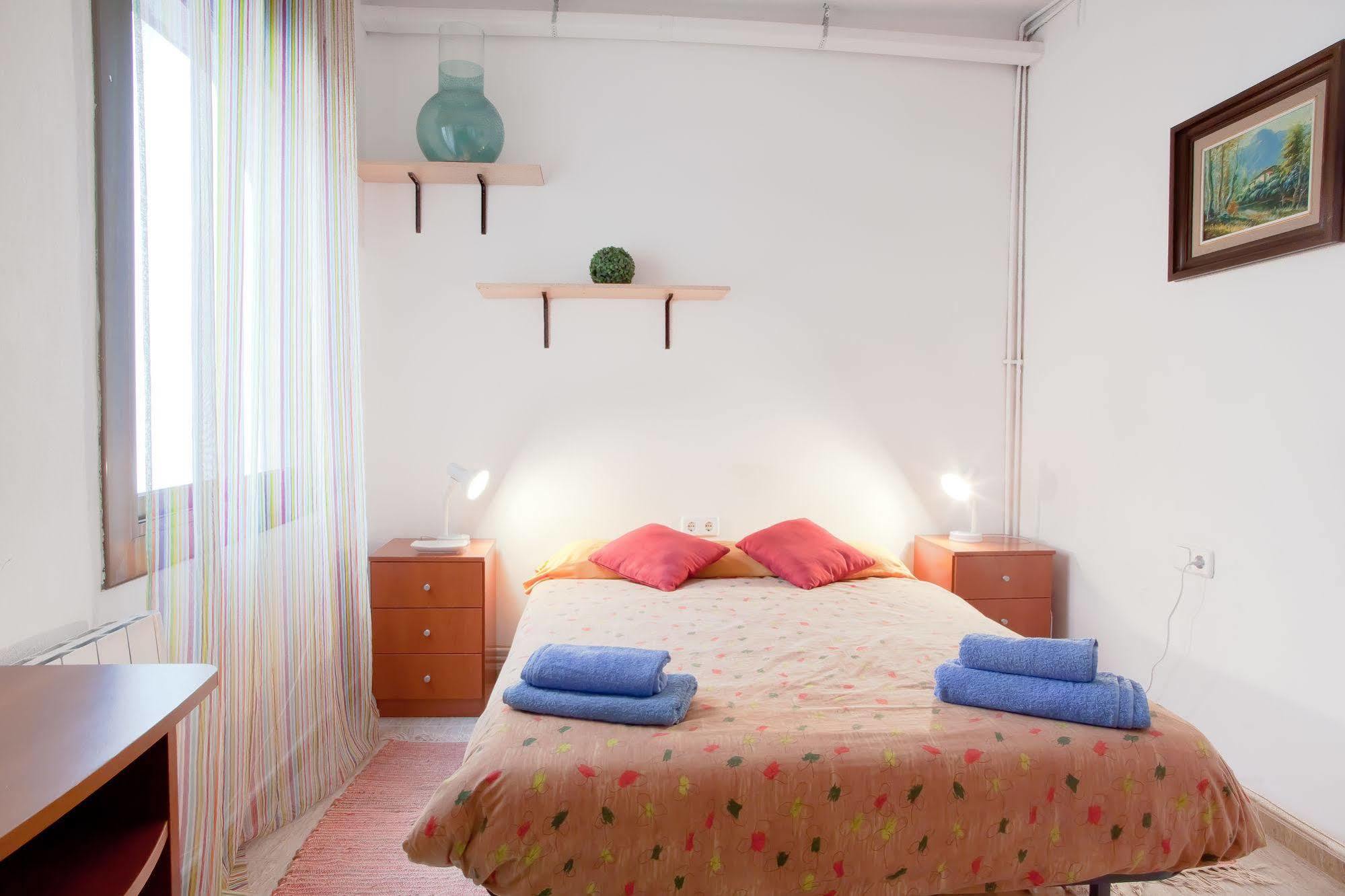 Tarradellas Sants Estació Apartamento *
