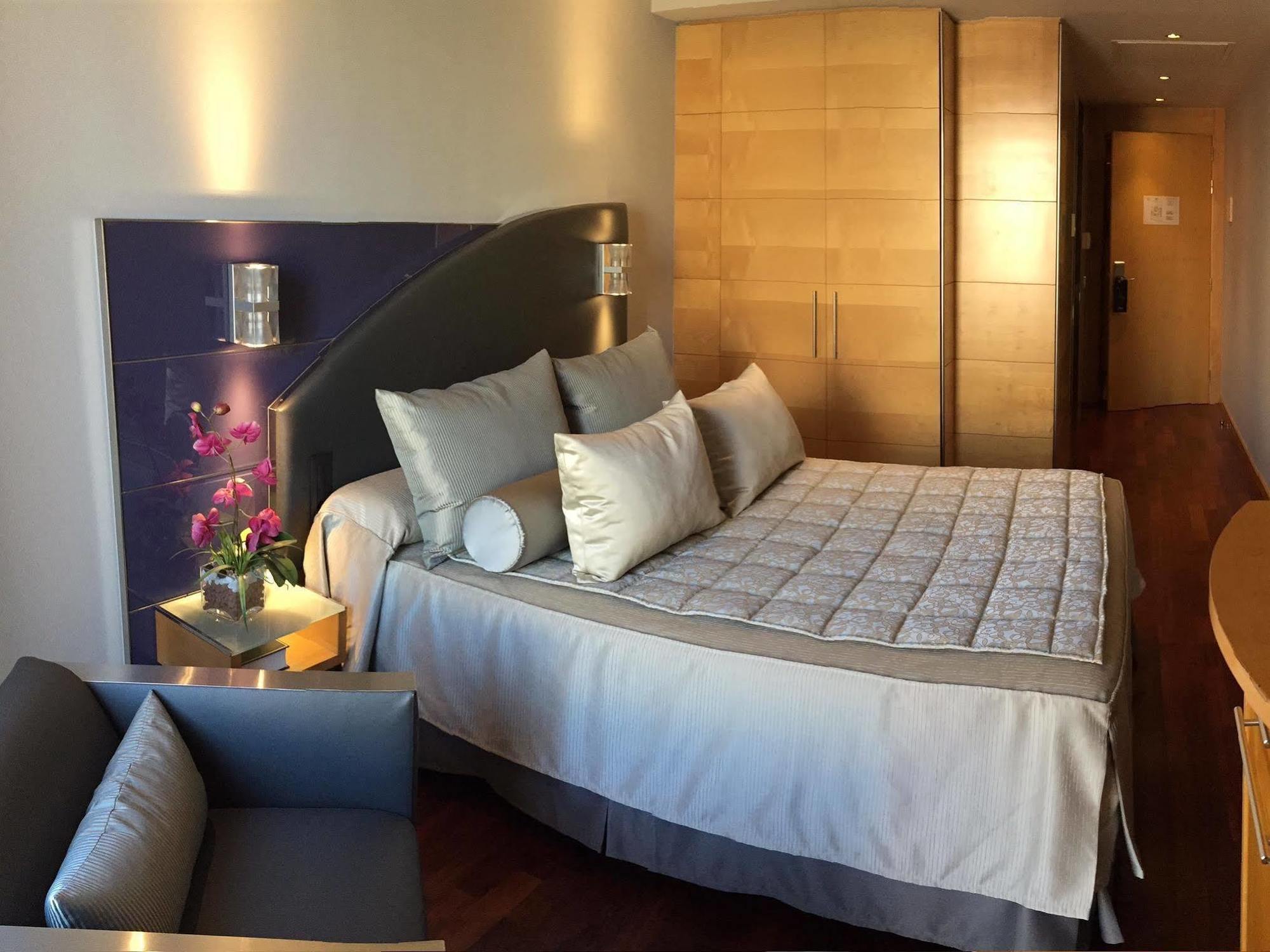 Sansi Diputació 4* Barcelona