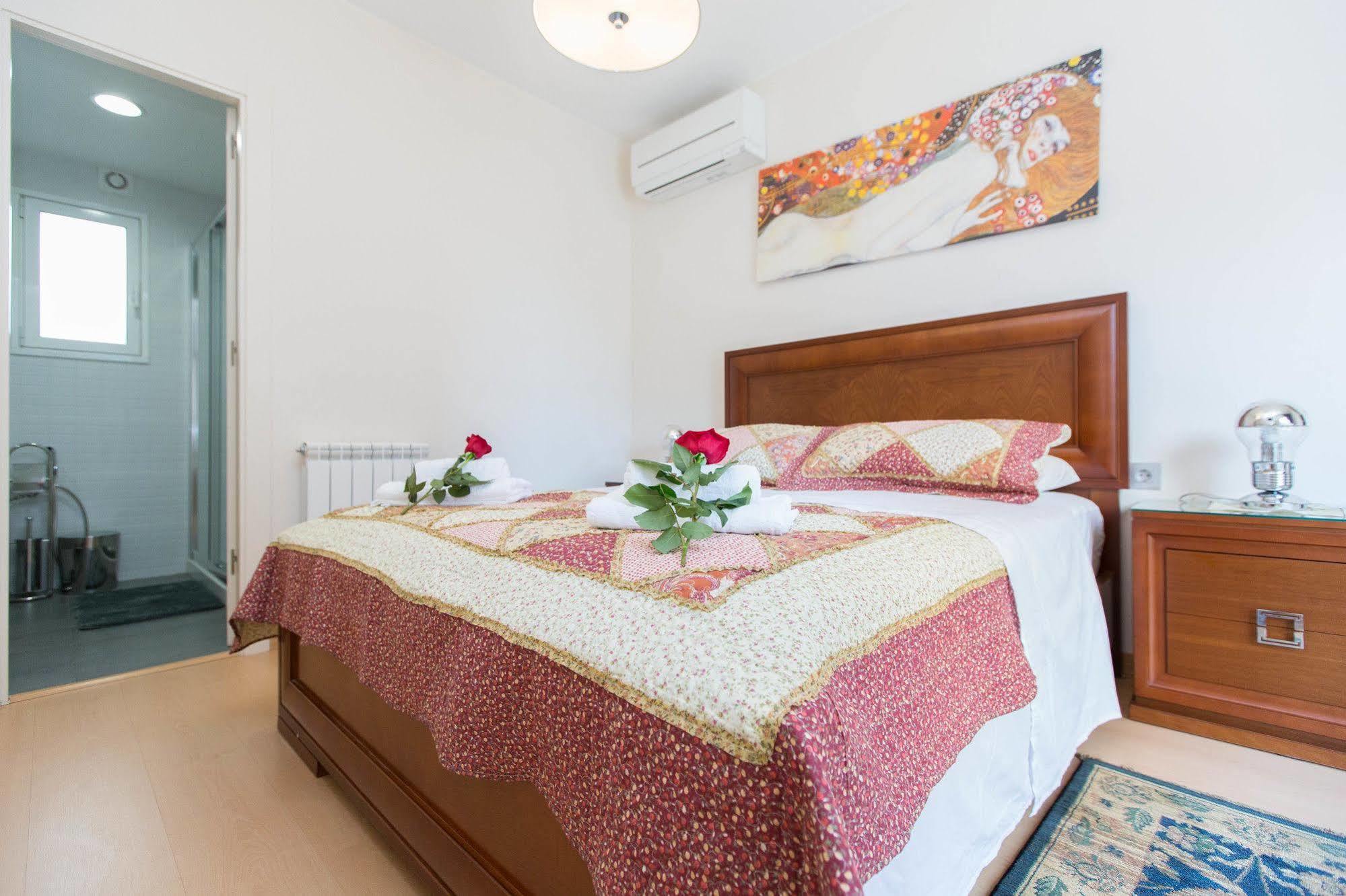 Stay Barcelona Apartments Central