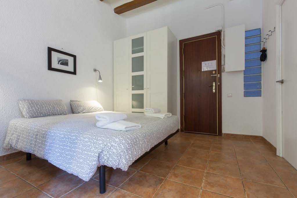 Flateli Borrell Apartamento