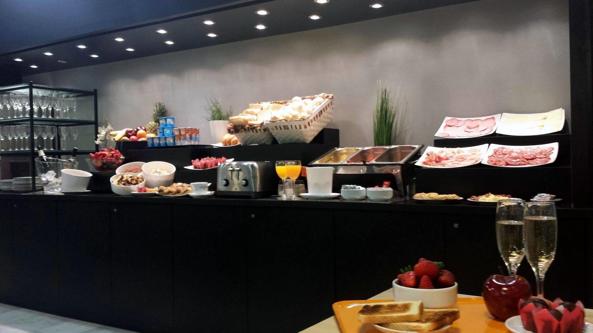 Hotel Barna House 2*