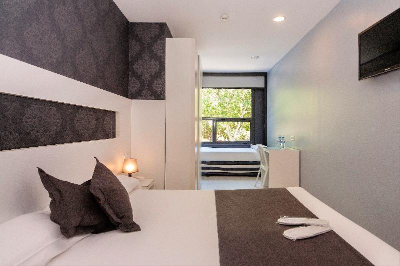 Barna House Hotel