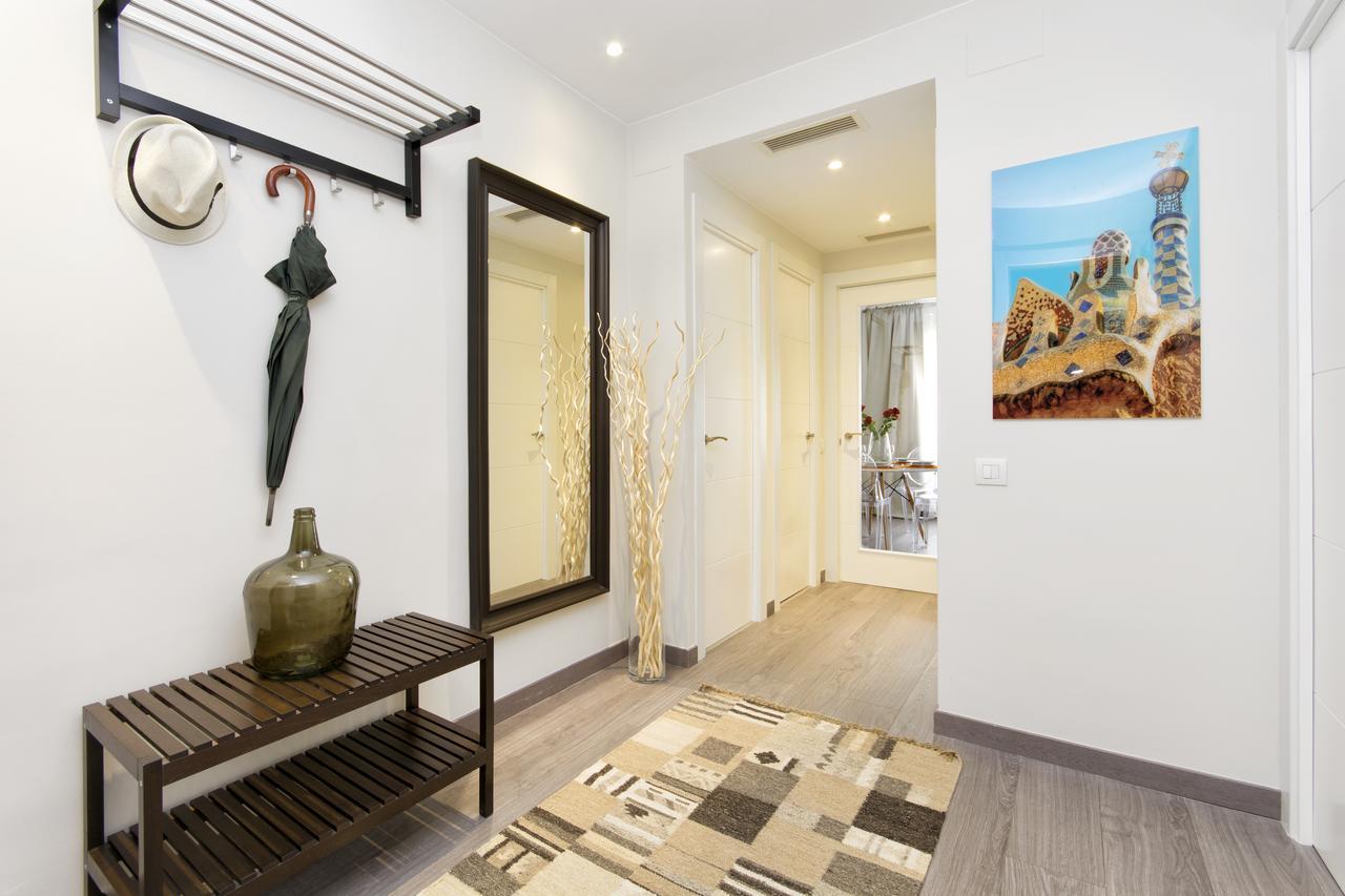 Apartment Eixample Building By Mercedes Heritage Barcelona