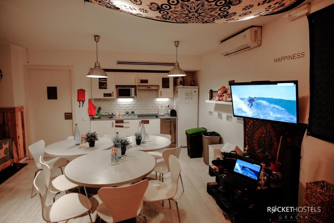 Rocket Gracia Hostal *