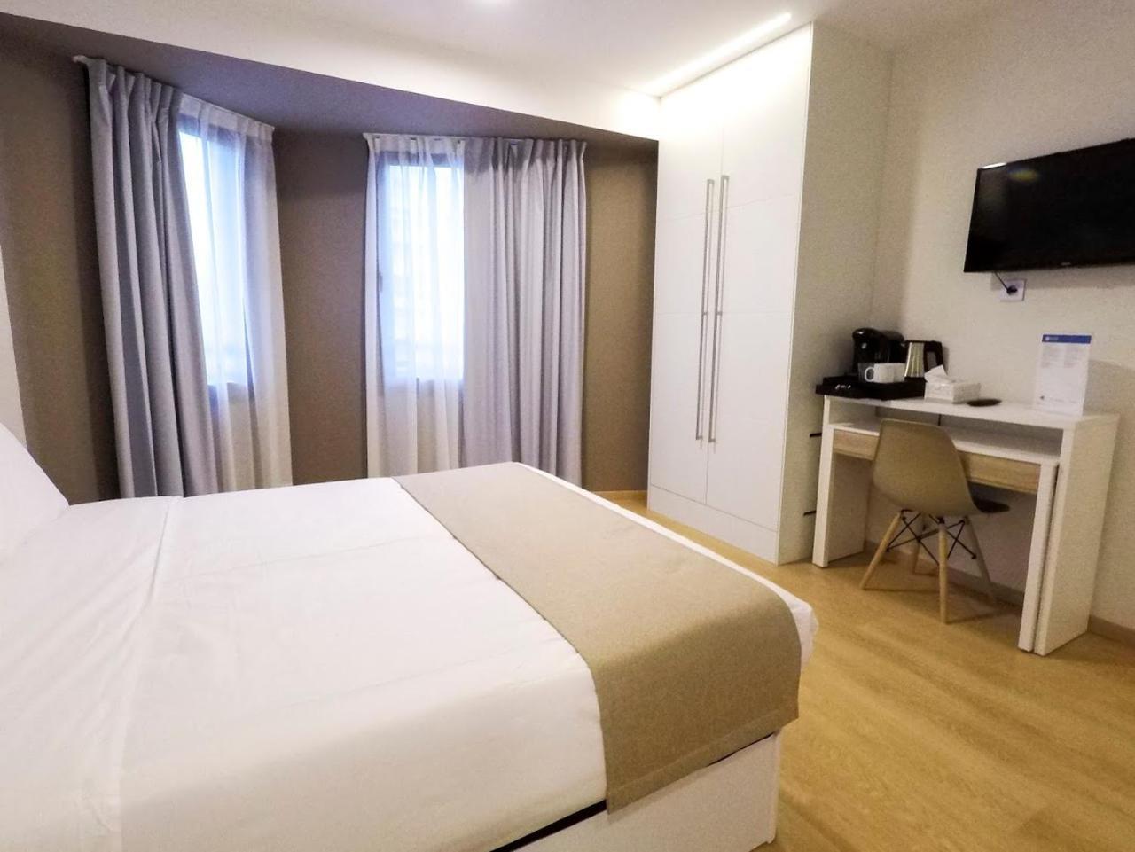 Hotel Ginosi Pedralbes Barcelona