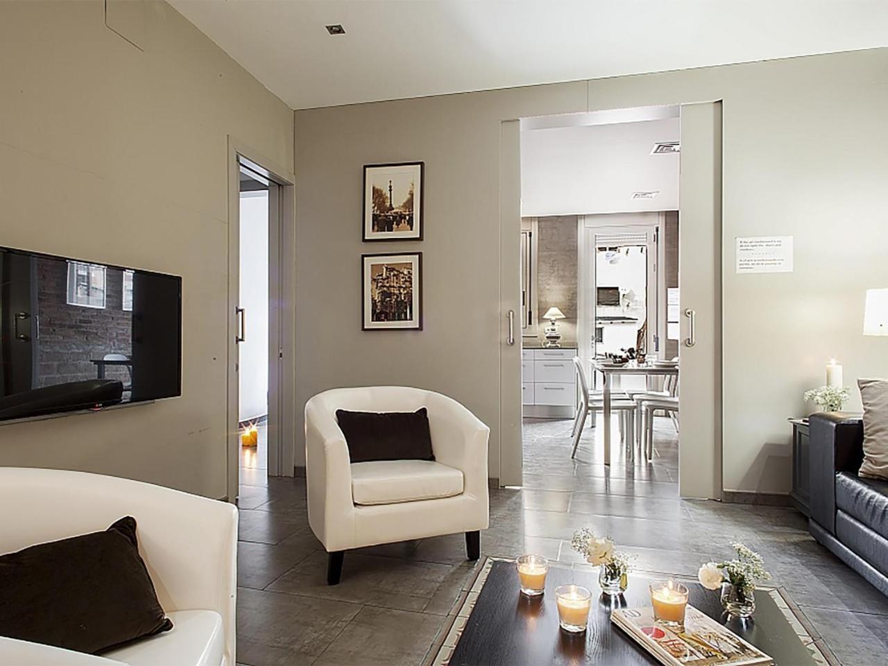 Bhm1 1036 Carrer De La Creu Coberta, 32, Principal Apartment Barcelona