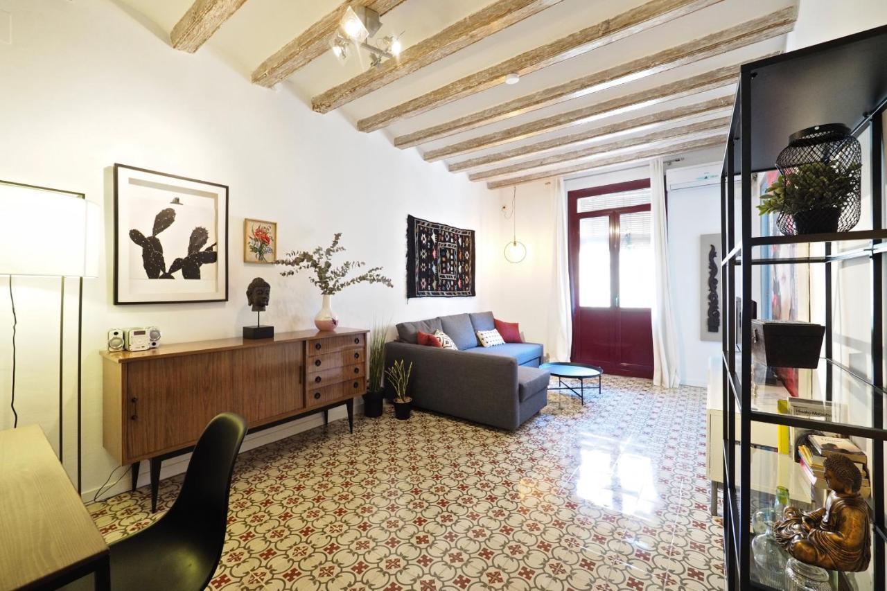 Almodovar Apartamento *