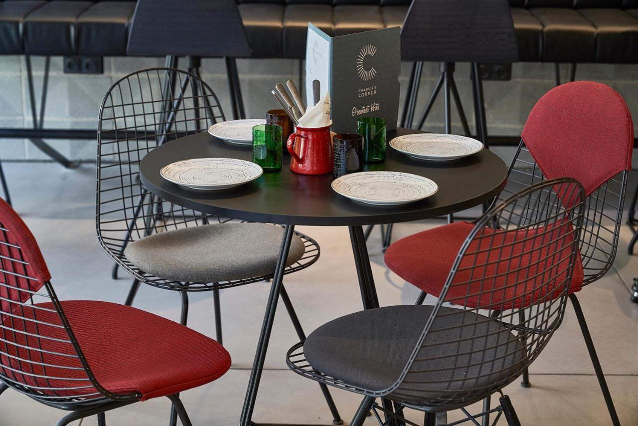 Ibis Plaza Glories 22@ Hotel