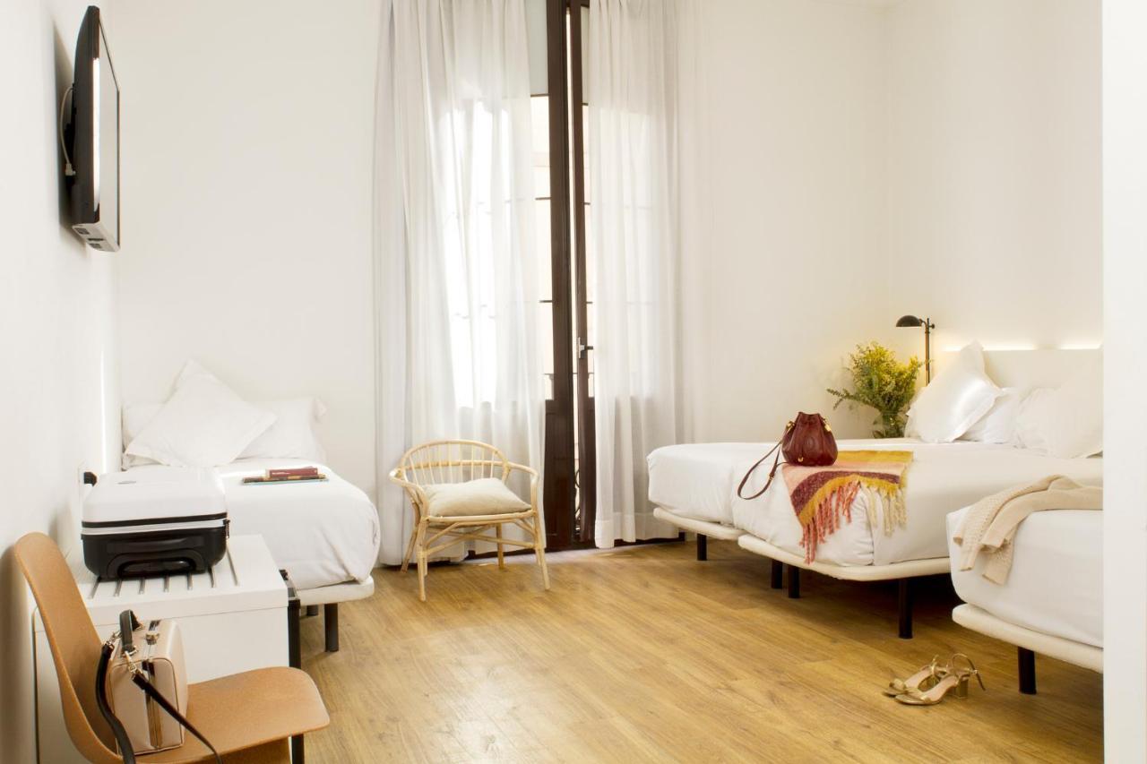 Pensión Som Nit Born 3*