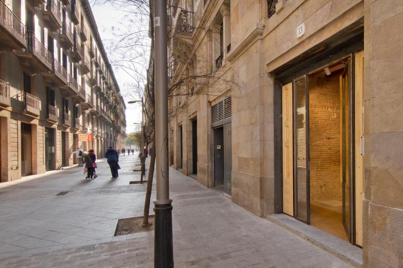 Som Nit Born Pensión