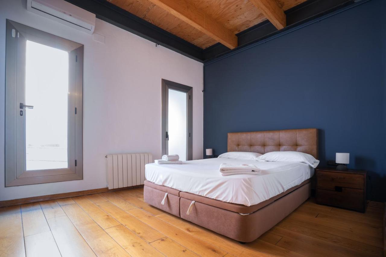 - Loft Paseo De Gracia Holiday home Barcelona