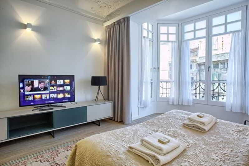 Hotel Portaferrissa 3*