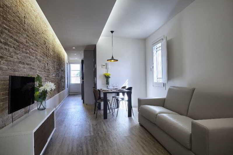 Hotel Portaferrissa 3*