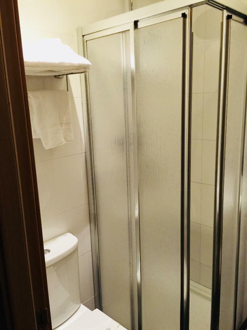 Hotel Transit