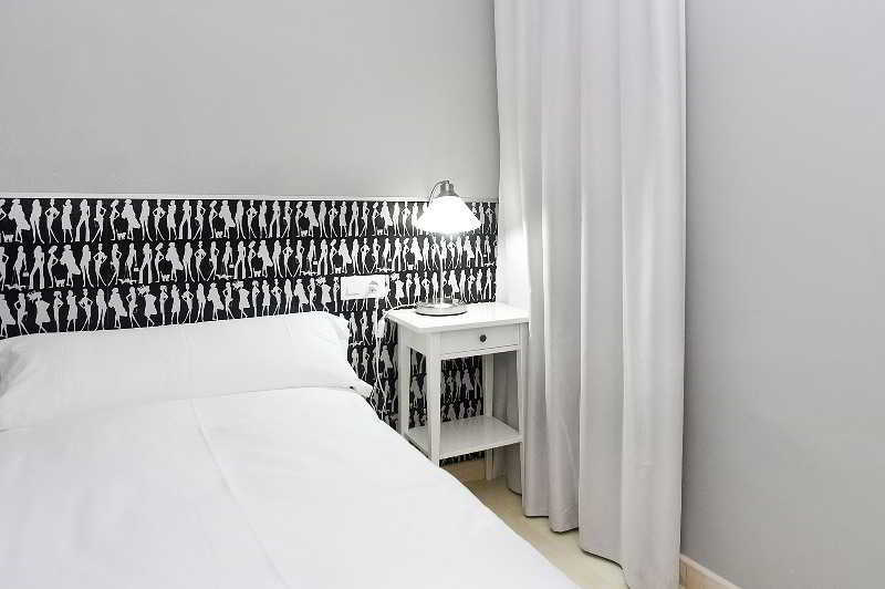 Fira By Gaiarooms Apartment Barcelona