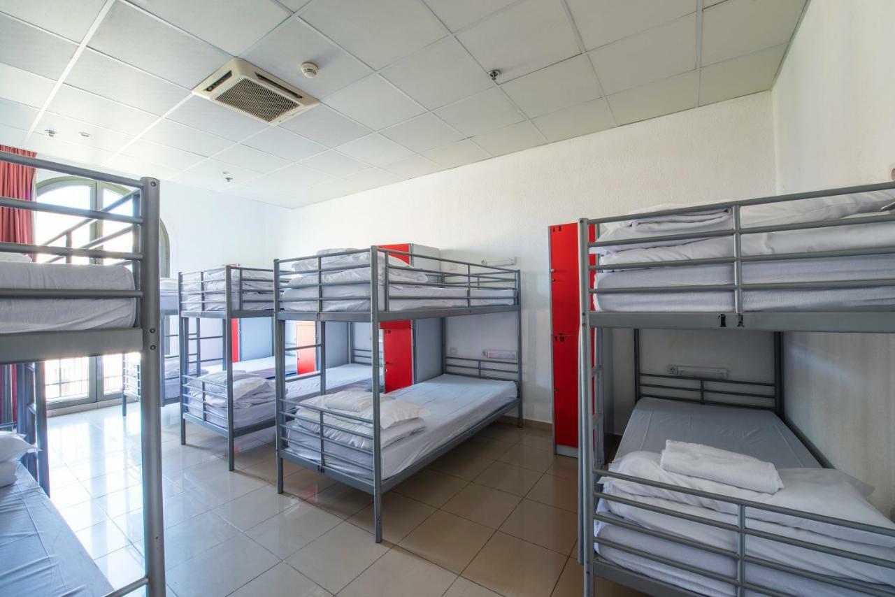 Hostal Safestay Passeig De Gracia (adults Only) *