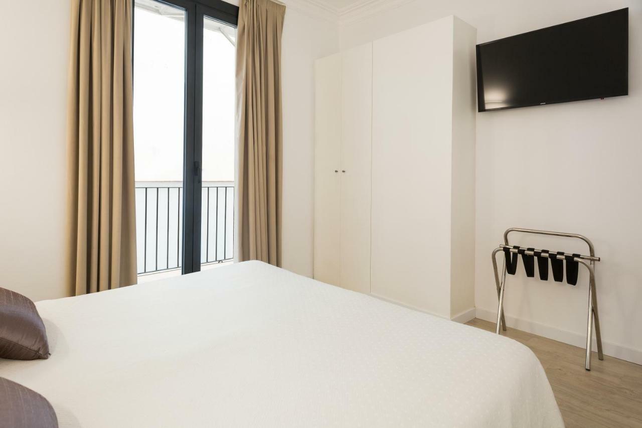 Bcnstop Parc Güell Apartahotel