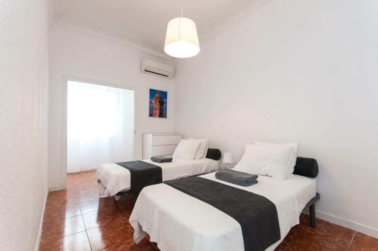Gir80 Eixample Casanova 72 Apartamento