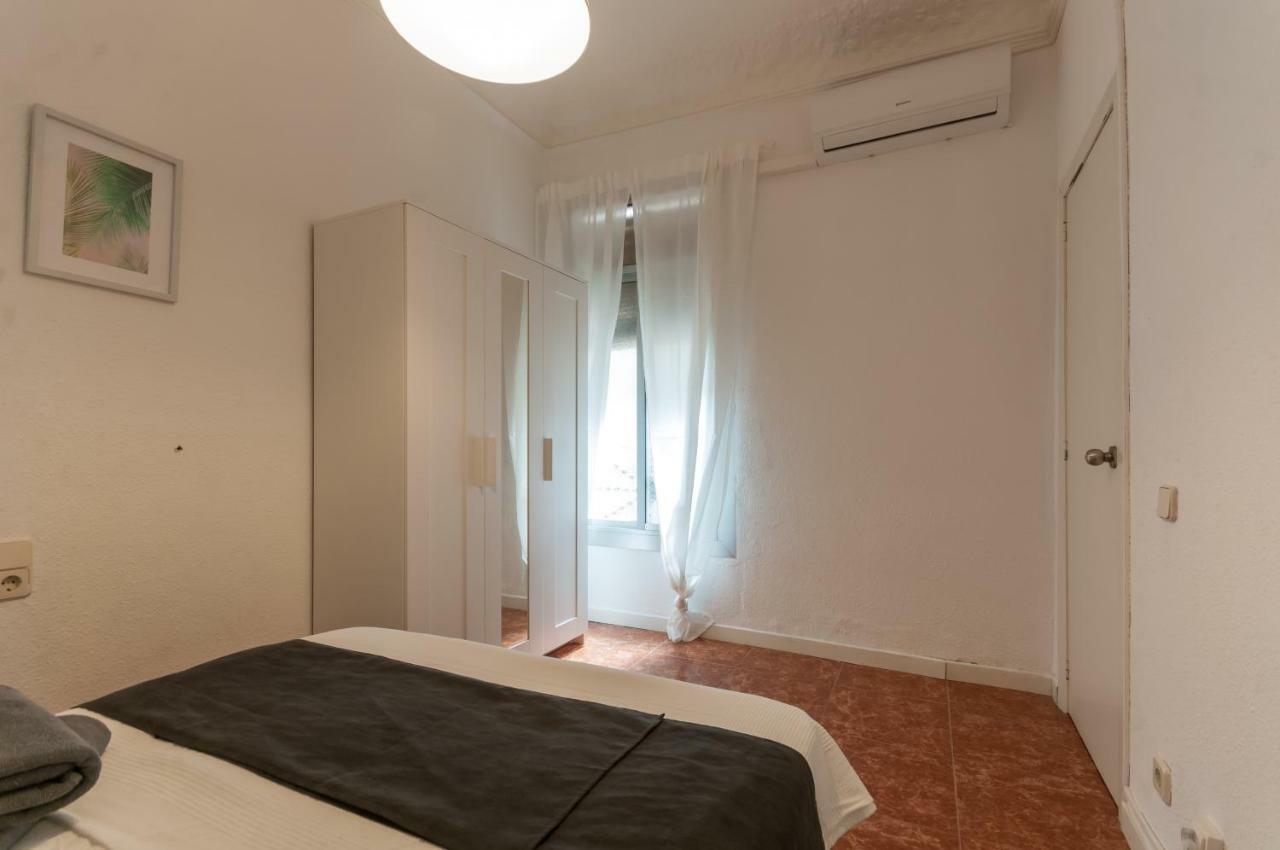 Gir80 Eixample Casanova 72 *