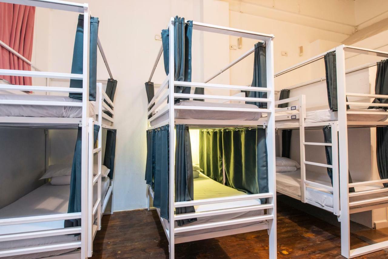 Safestay Gothic Hostal *