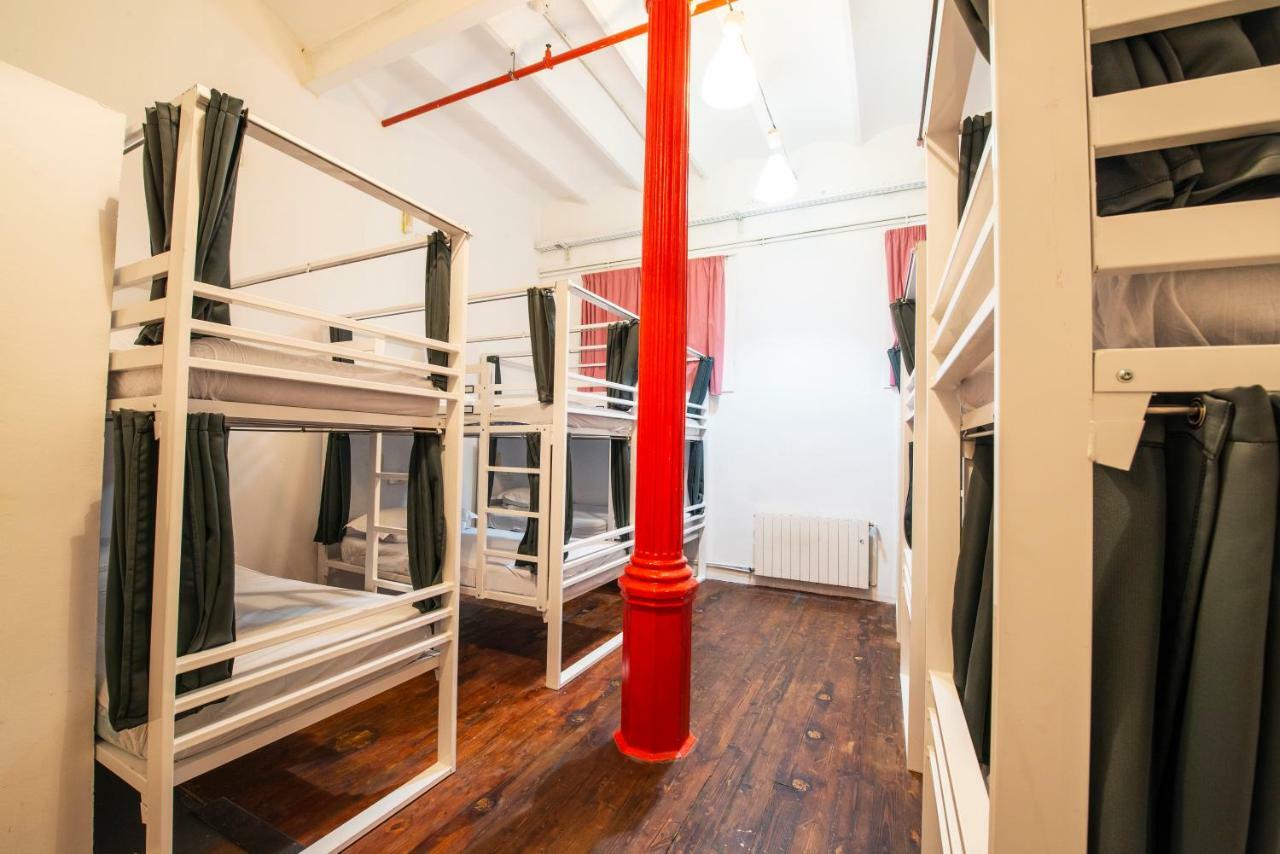 Safestay Gothic Hostal *