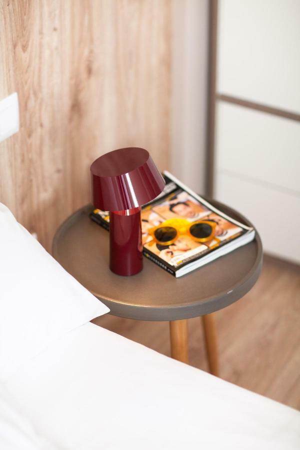 Brummell Poble Sec * Barcelona