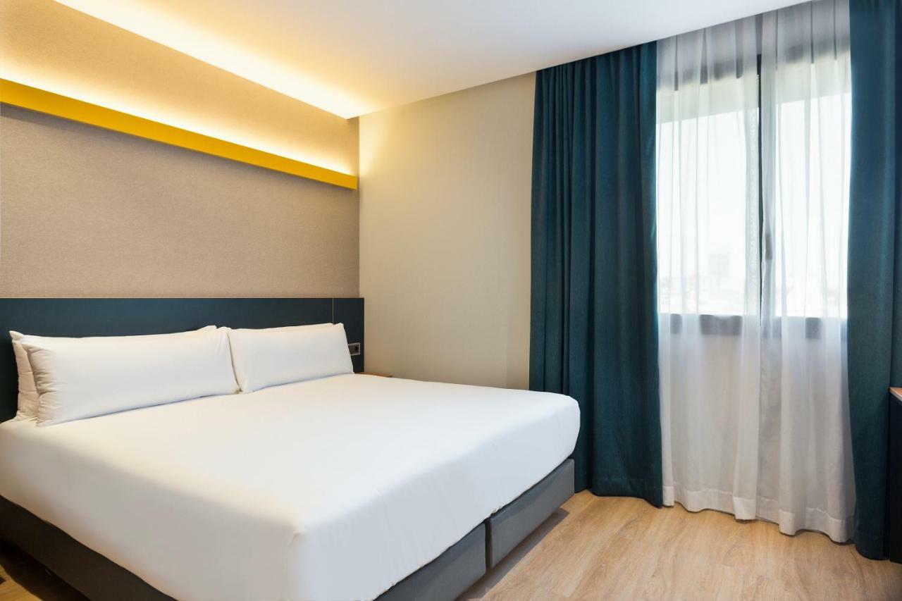 Brick Hotel