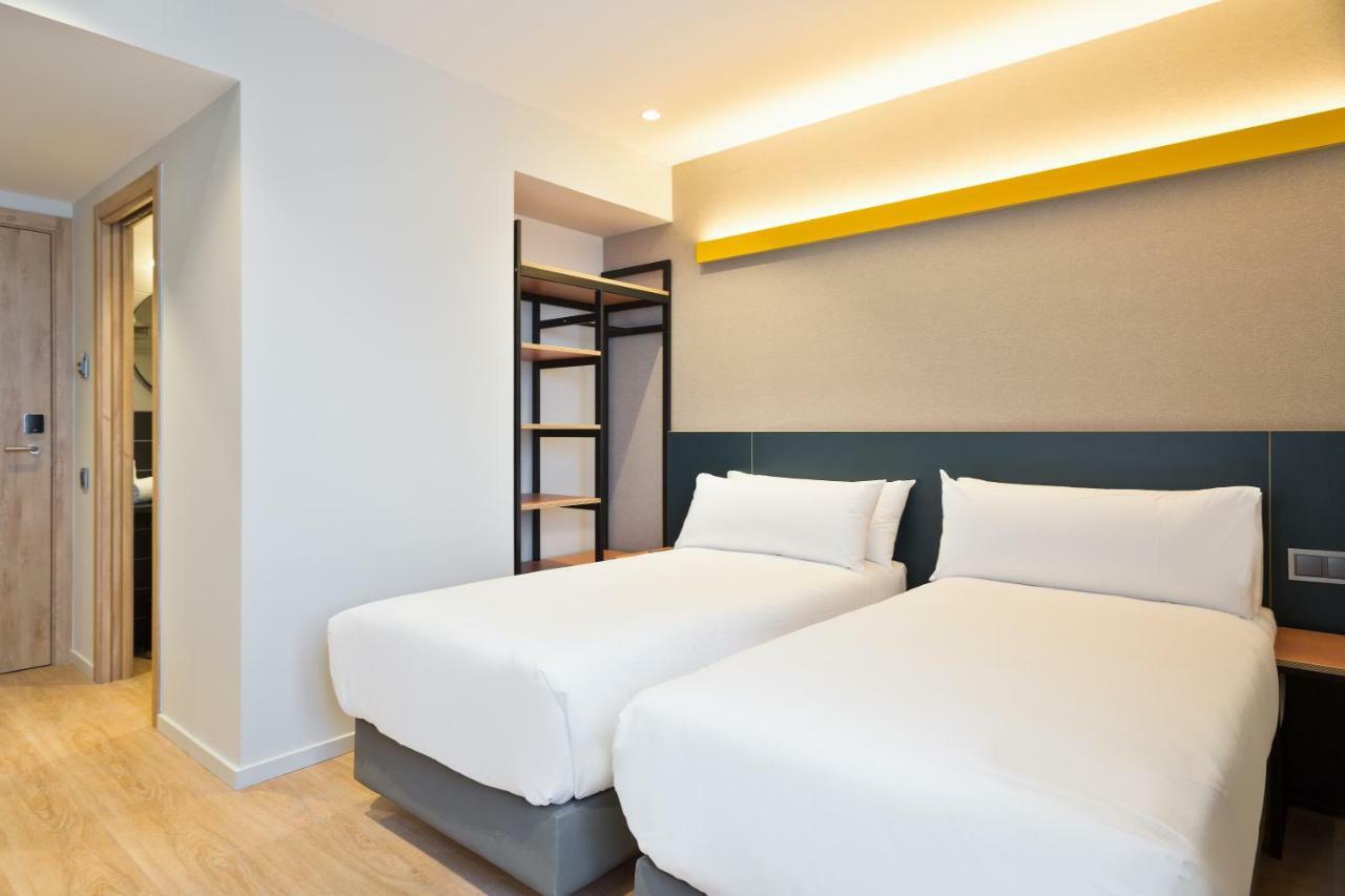 Brick Hotel