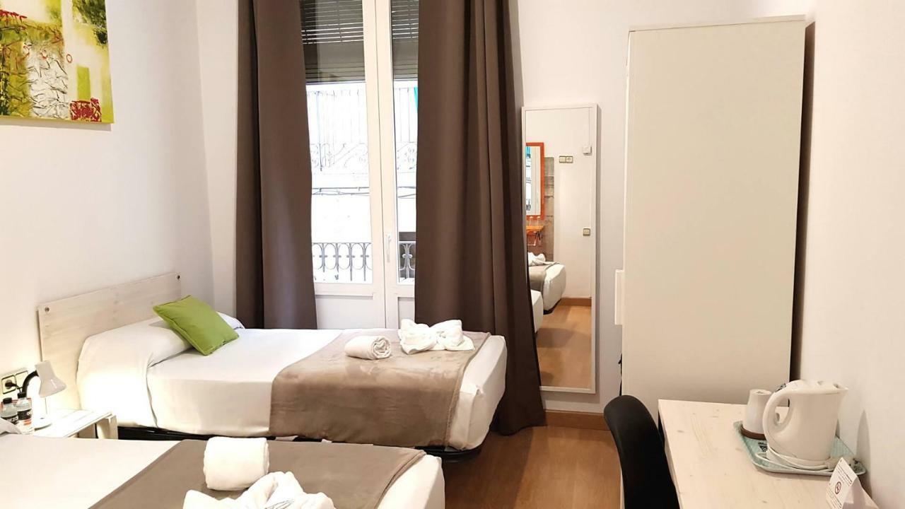 La Palmera Guest house Barcelona