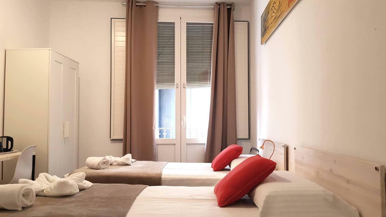 La Palmera Guest house Barcelona