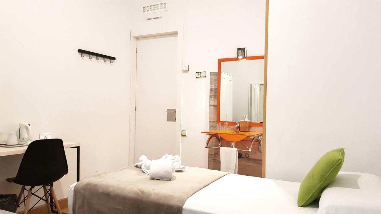 La Palmera 2* Barcelona
