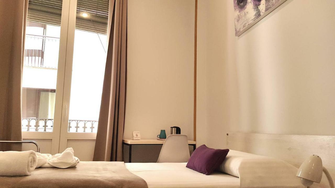 Guest house La Palmera Barcelona