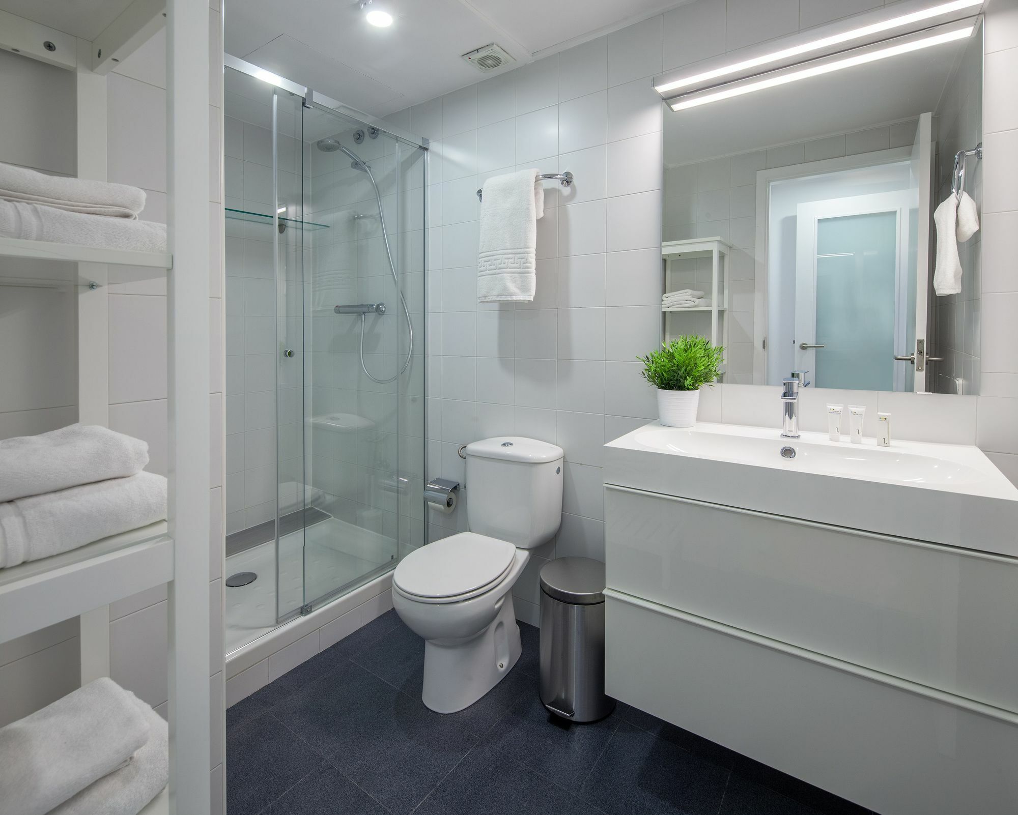 Apartahotel Habitat Hot Jazz 4*