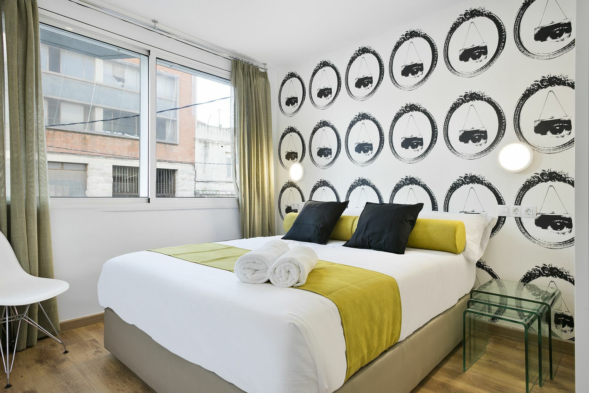 Mar Apartments