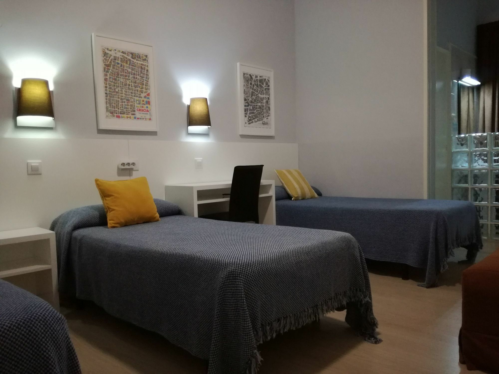 Pensión Lesseps Barcelona