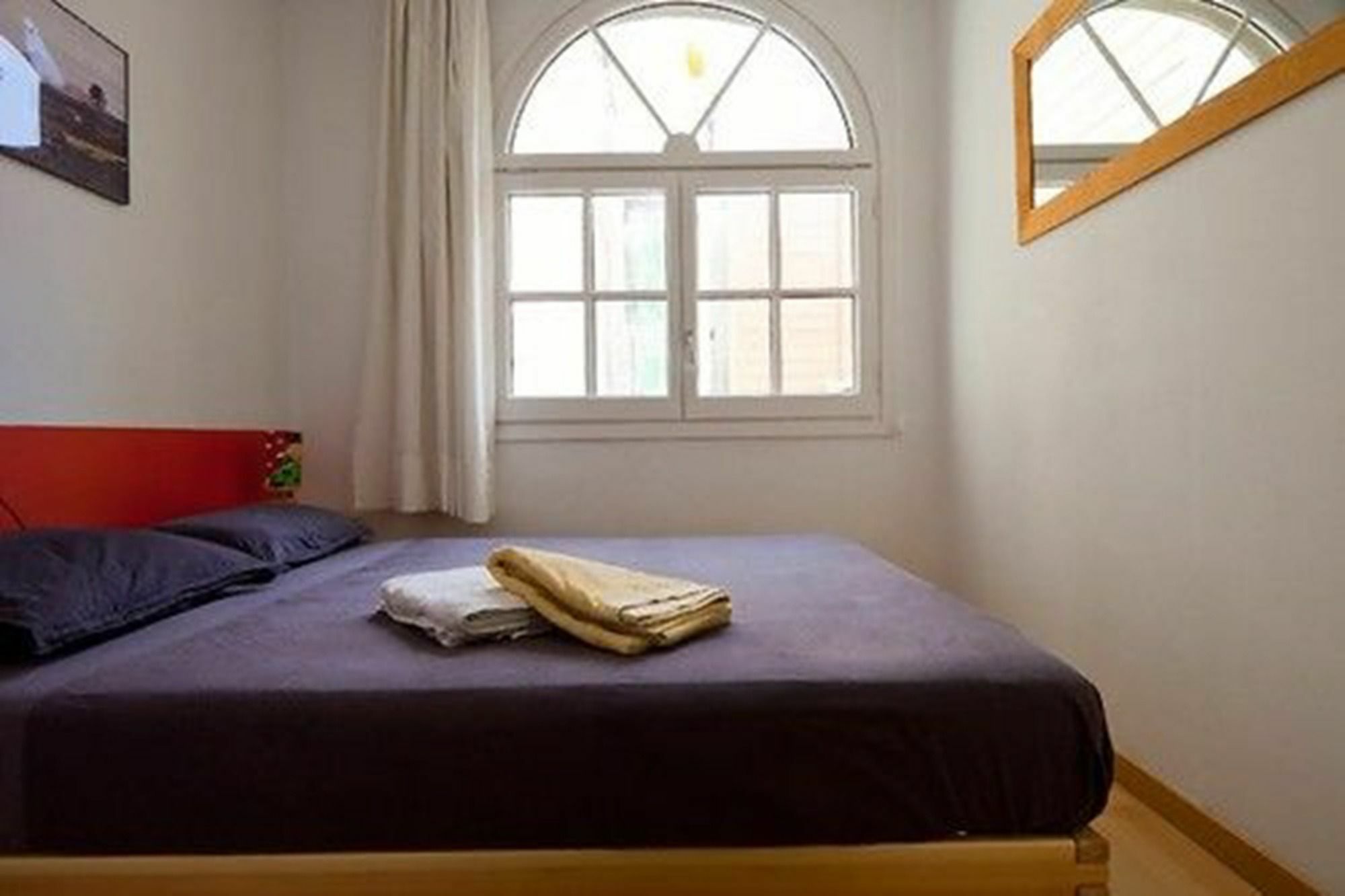 Bed & Breakfast La Casa De Laura Nisia 3*