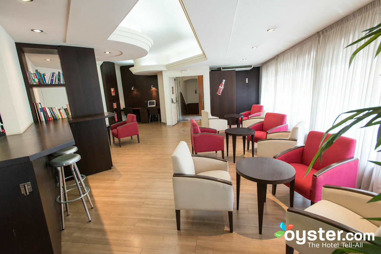 Hotel Acta Antibes 2*