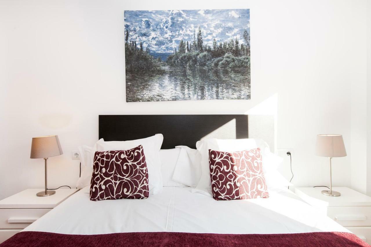 Apartamento Sleep Universitat By *