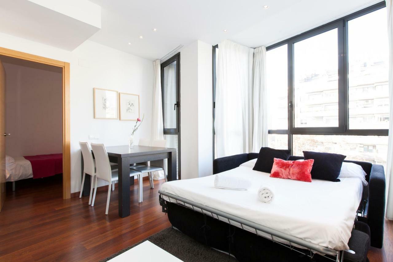Apartamento Sleep Universitat By *