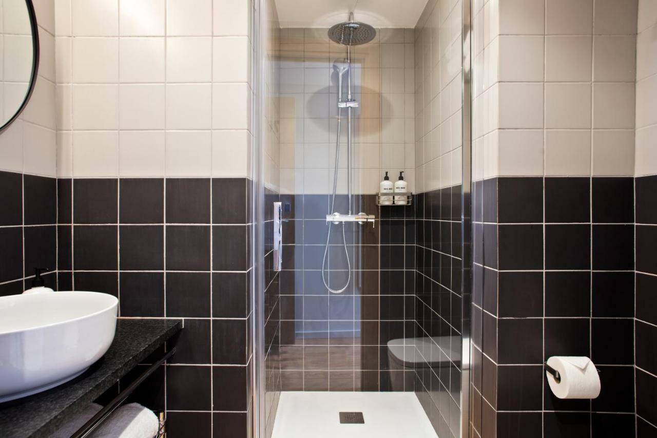 Brick Hotel 2*