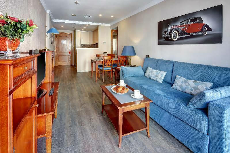 Apartaments-hotel Hispanos 7 Suiza Aparthotel 4*