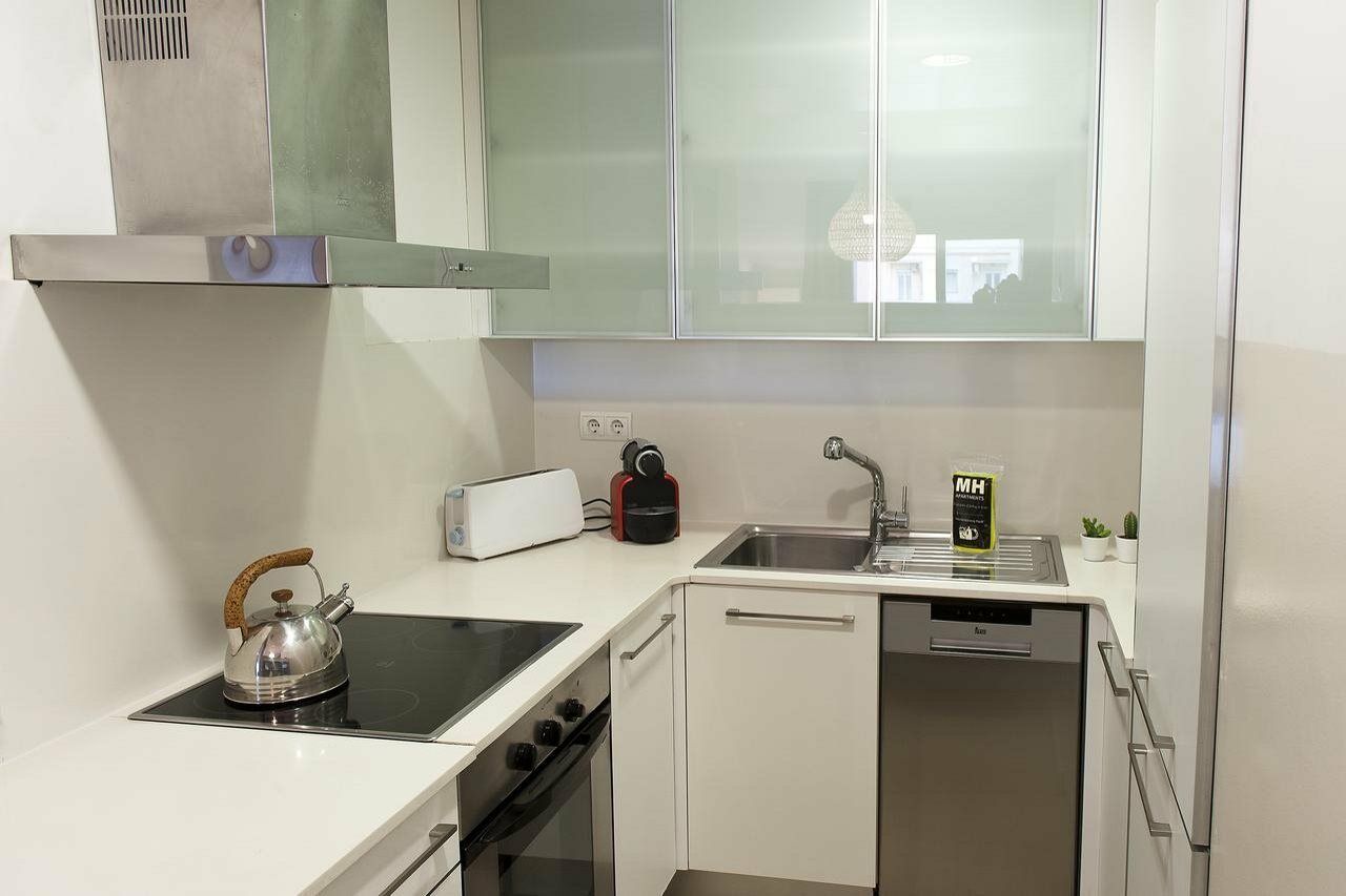 Mh S. Familia Apartment
