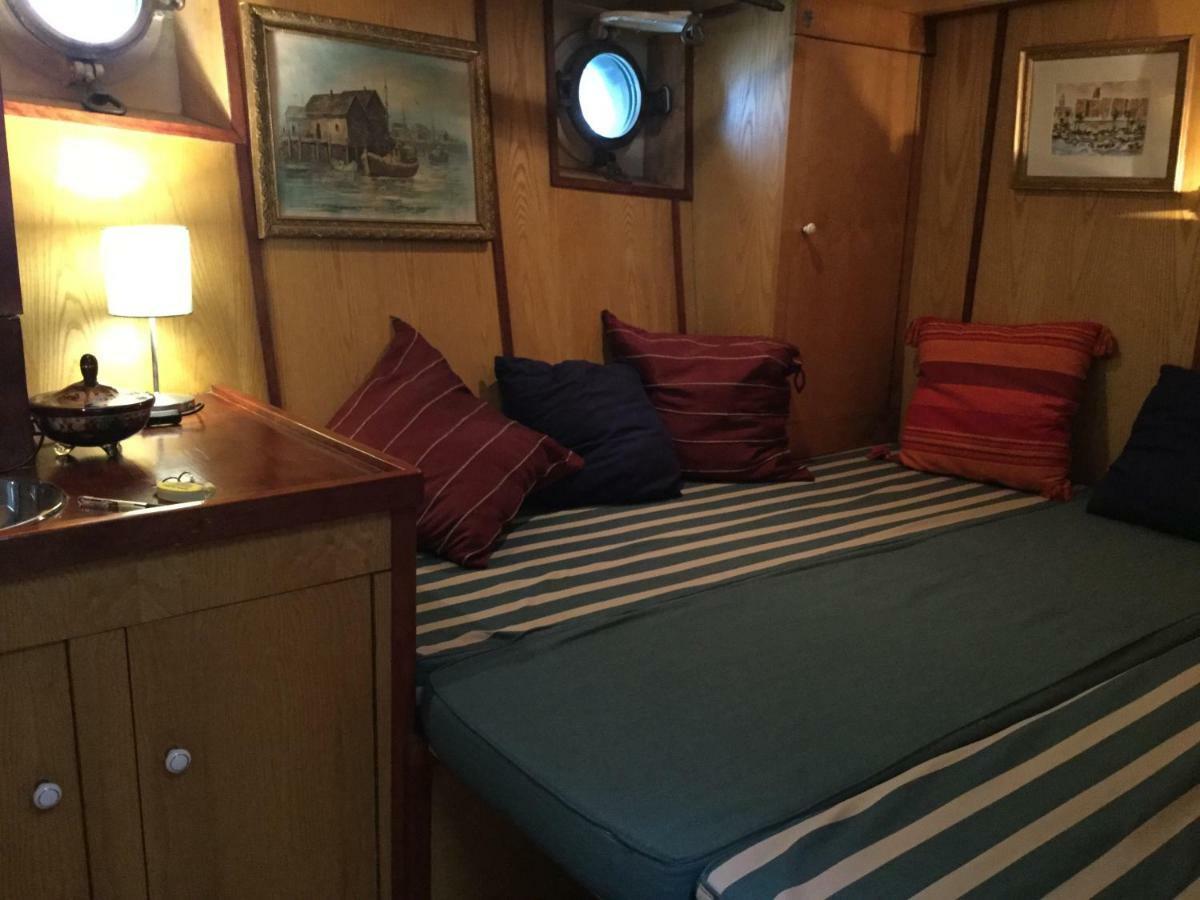 La Lutine Hotel en barco Barcelona