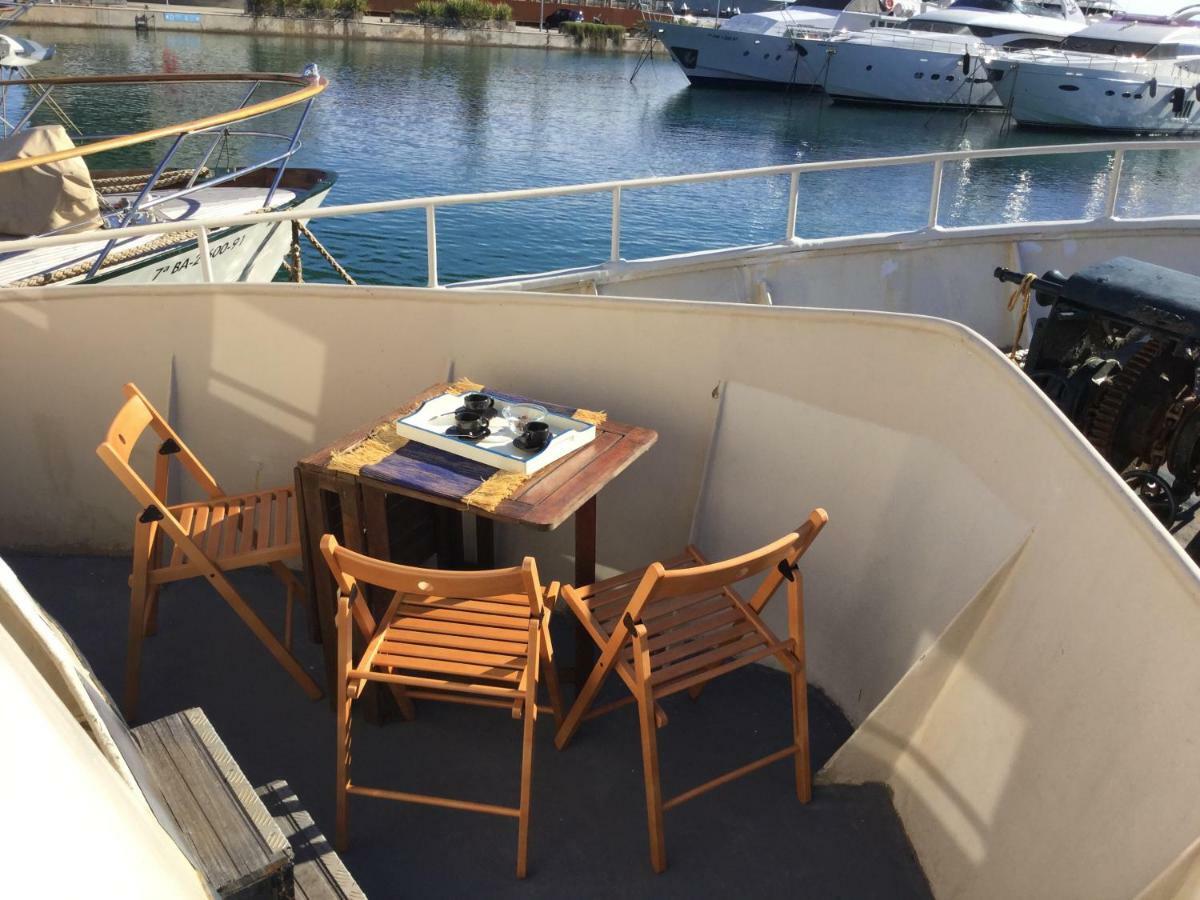 La Lutine Hotel en barco